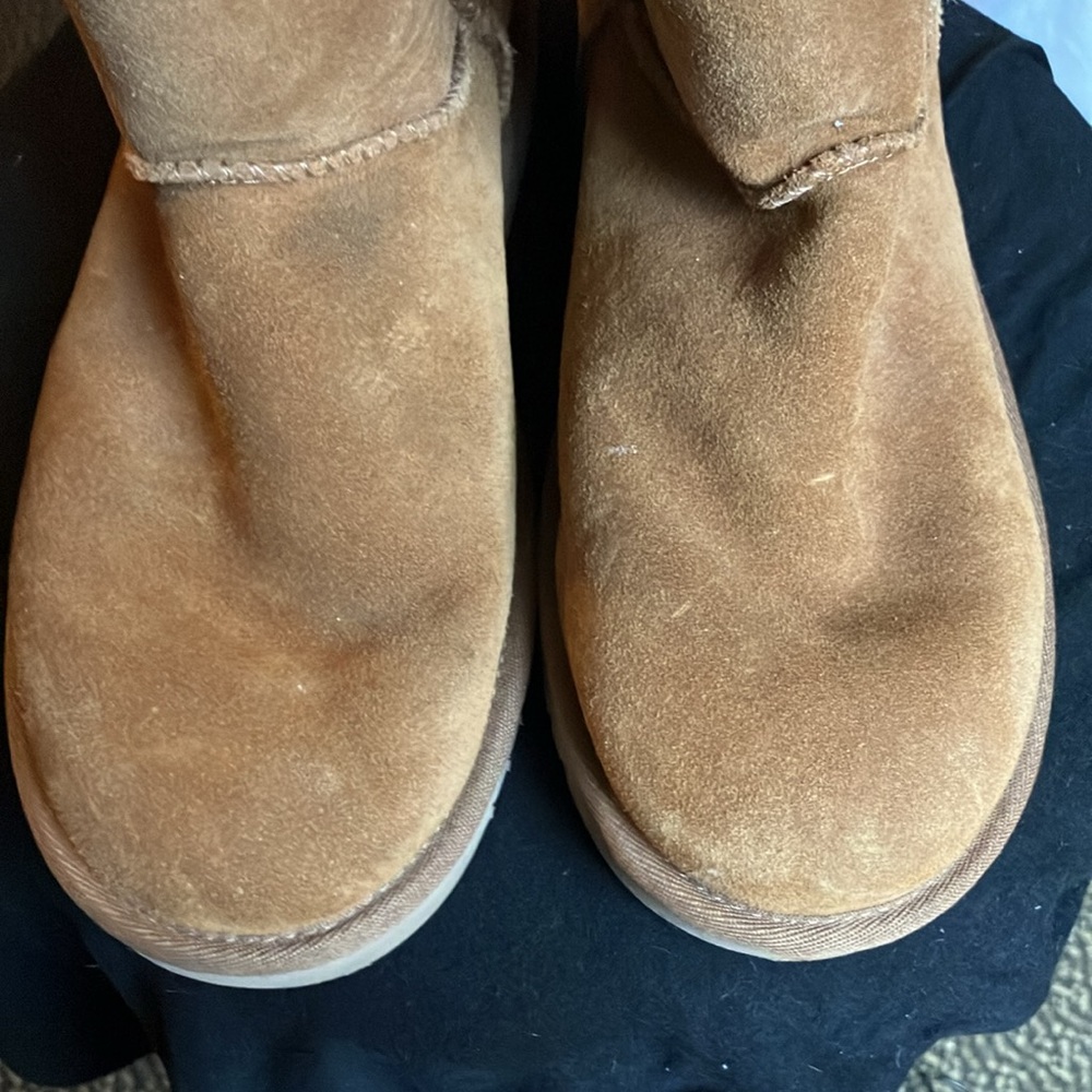 Ugg Koolaburra boots. - Picture 6 of 8